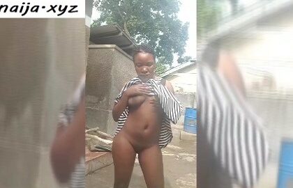 Home alone, Kampala lady showing off her sexy body